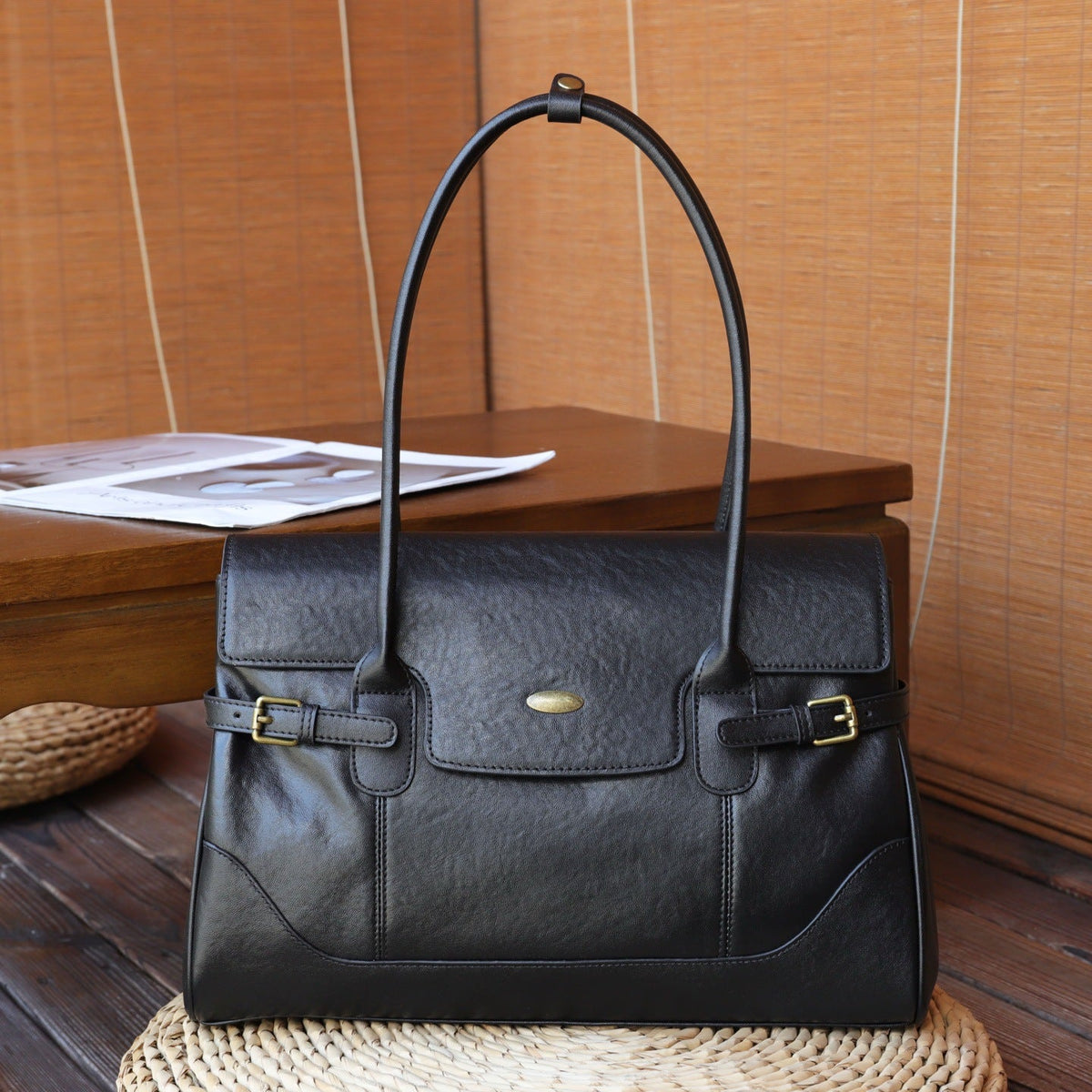 Cowhide Large-capacity Commuter Tote Bag