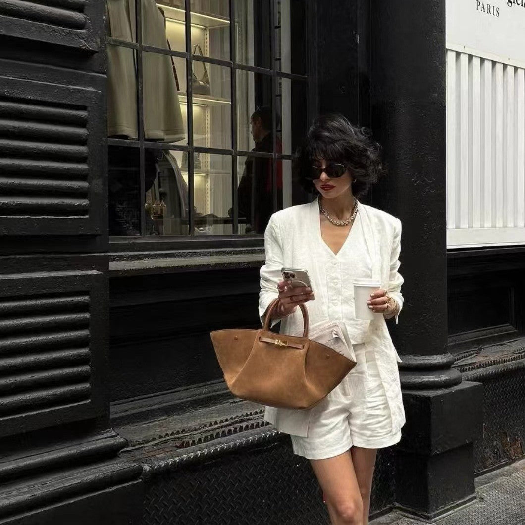 The City Chic Winged Tote